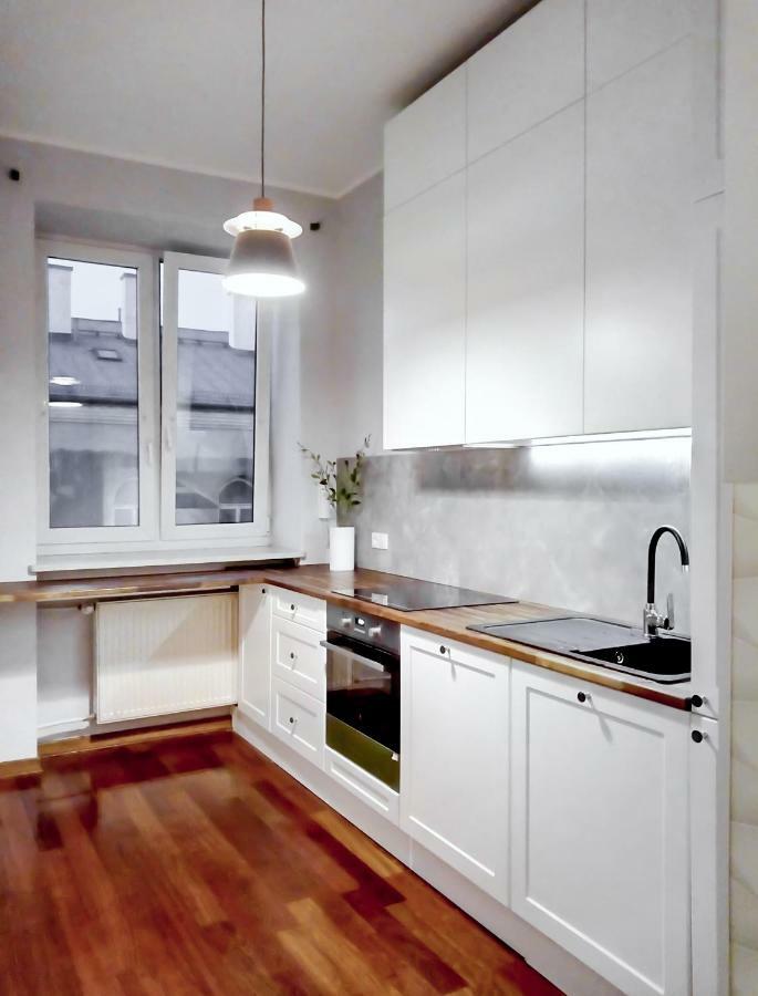 *Clicktheflat* Wilcza 33 Street Apart Rooms In The City Center Warszawa Exteriör bild